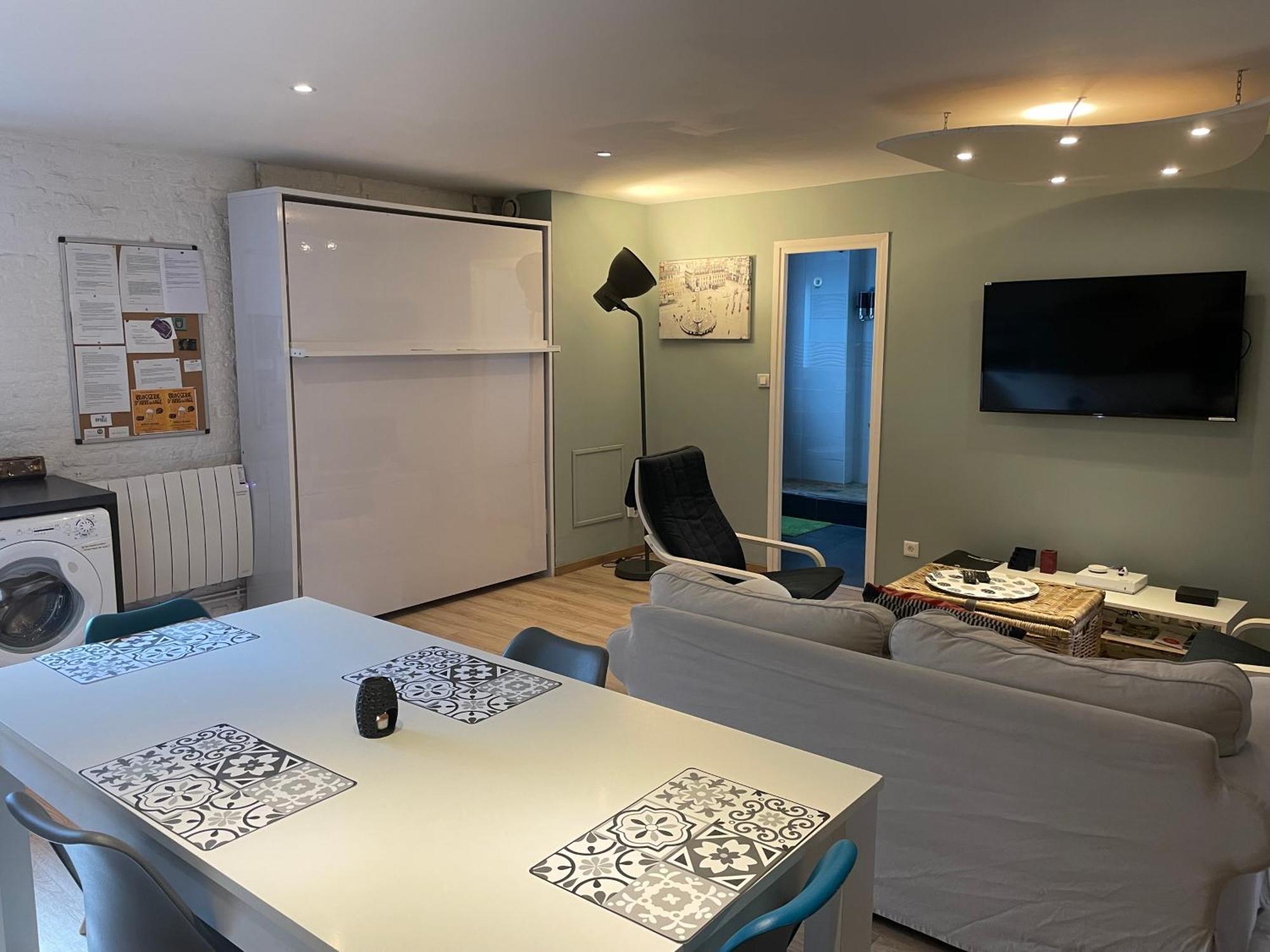 Escalille Le Royale Apartment Luaran gambar