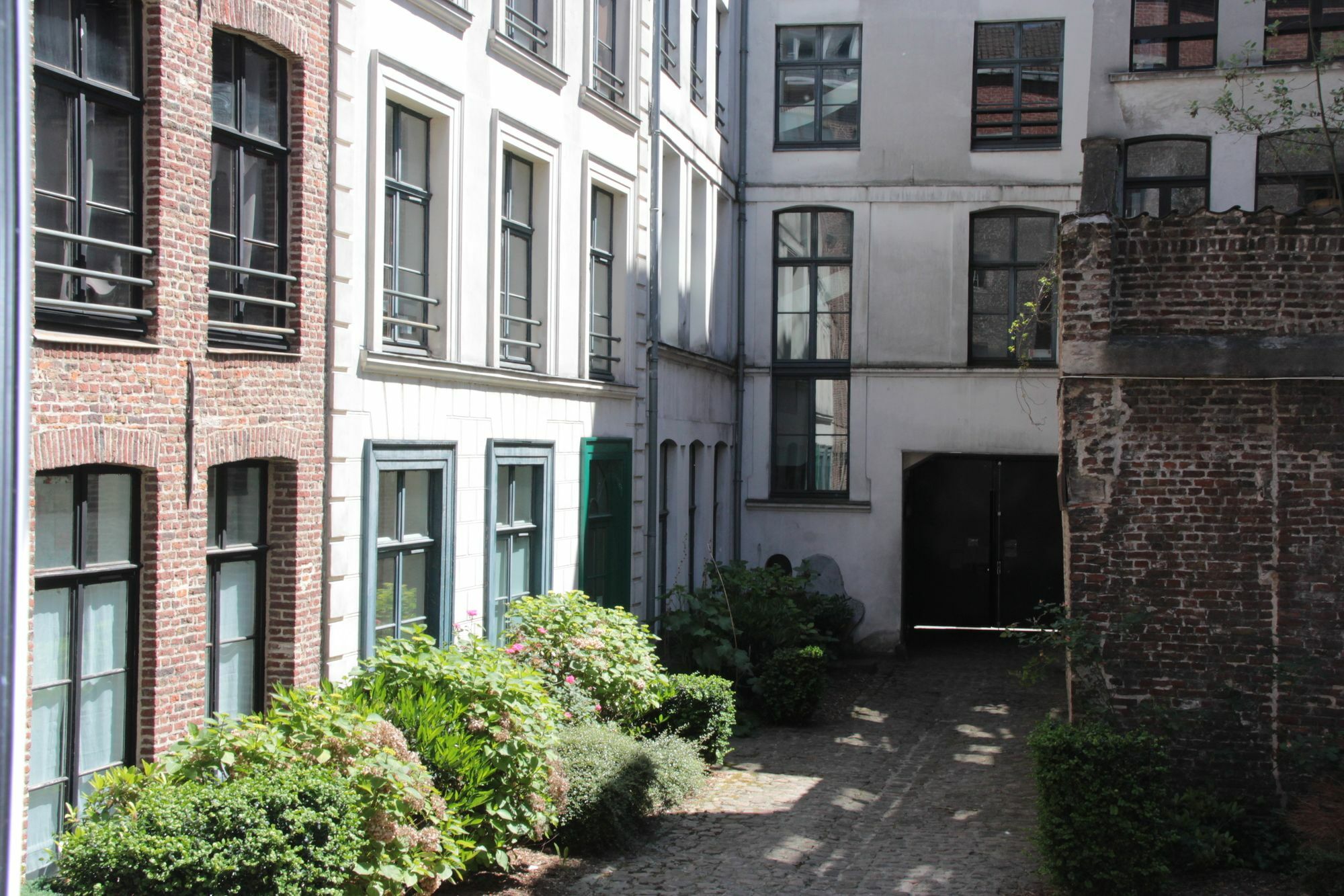 Escalille Le Royale Apartment Luaran gambar